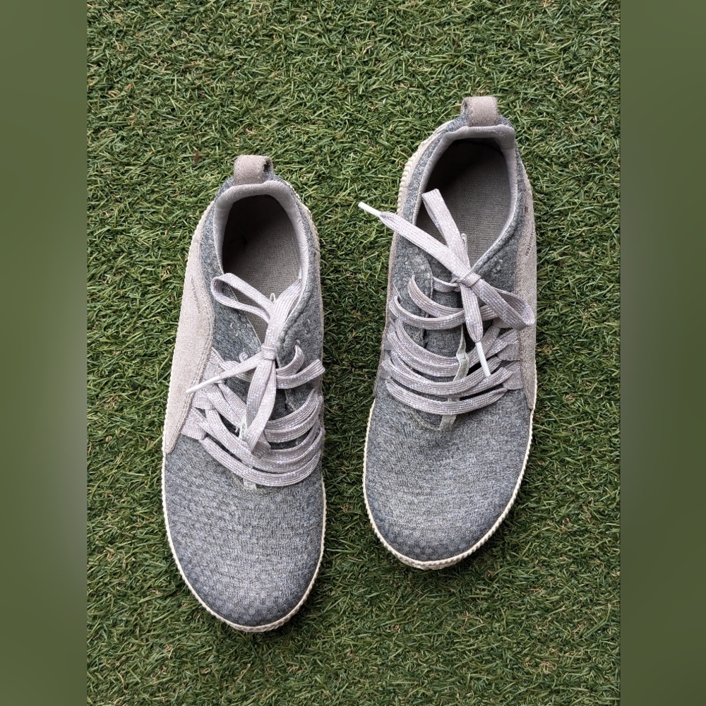 Sorel Gray Knit Casual Sneakers